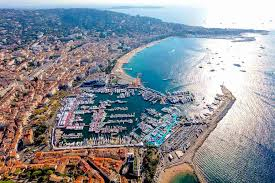 PASTE COASTA DE AZUR SI PROVENCE, SENIOR VOYAGE, AVION DIN BUCURESTI, LA HOTEL DE 4*, LA TARIFUL DE 785 EURO/PERS, DEMIPENSIUNE!