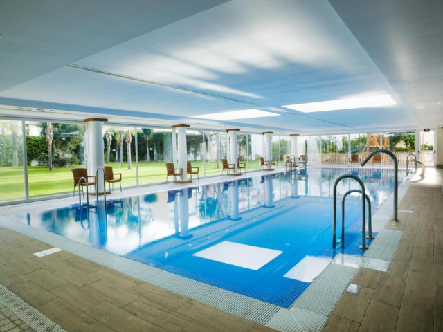 ULTIMELE LOCURI LA MALAGA 7 NOPTI CAZARE 4**** DEMIPENSIUNE MONARH ZBOR DIRECT DIN OTOPENI/CLUJ NAPOCA CU TAXE INCLUSE