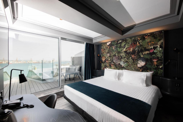 ULTRA LAST MINUTE 8 MARTIE INSULELE CANARE 4**** SILKEN  HOTEL ZBOR DIRECT DIN OTOPENI CU TAXE INCLUSE