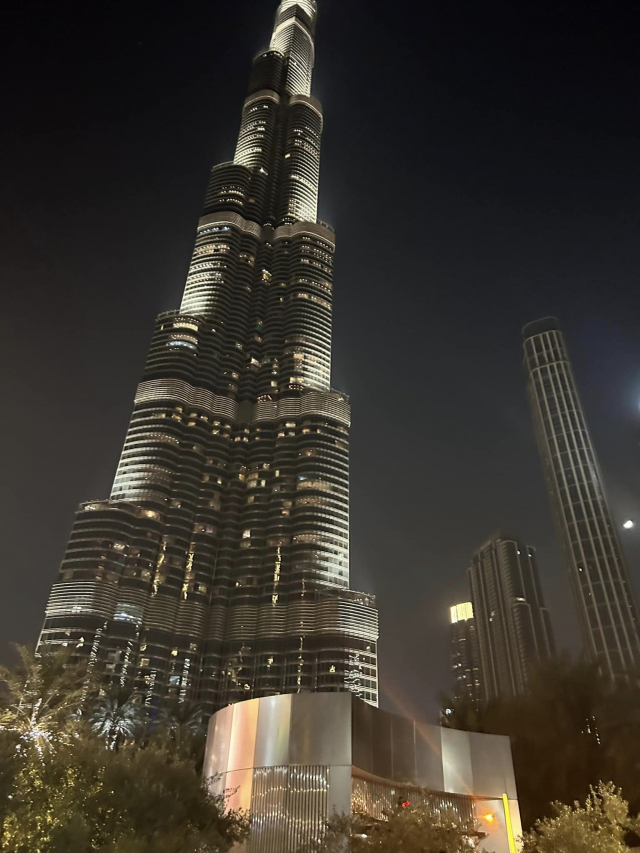 11.03 Zbor Bucuresti ABU DHABI, AL AIN SI DUBAI, 6 nopti mic dejun, vizite conform program, 1079 euro/pers