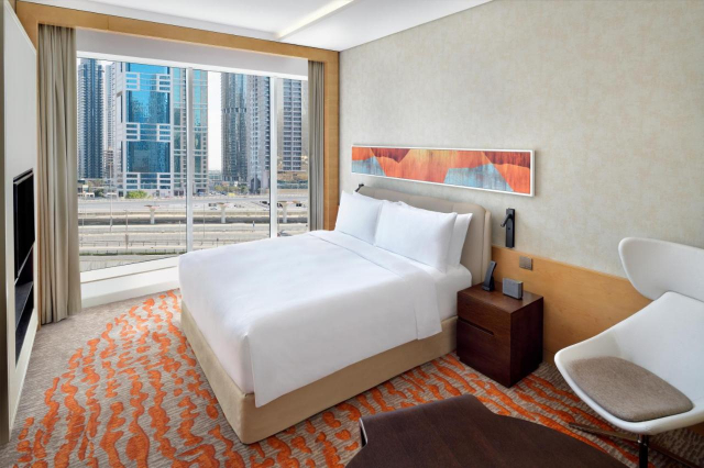 LAST MINUTE DELUXE  PLAJA LA DUBAI MARINA  5***** CROWNE PLAZA  ZBOR DIRECT DIN OTOPENI/TIMISOARA CU TAXE INCLUSE