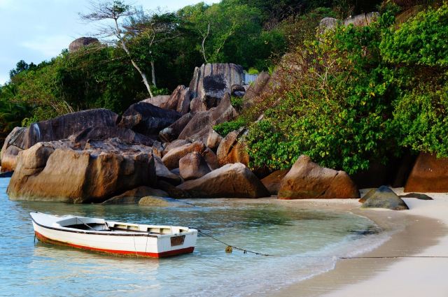 Oferta Seychelles - Mahe si Praslin, 9 nopti, cu plecare din București (OR)