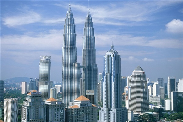 Circuit Clasic Malaezia - Singapore - Indonezia 10 zile Avion 2026