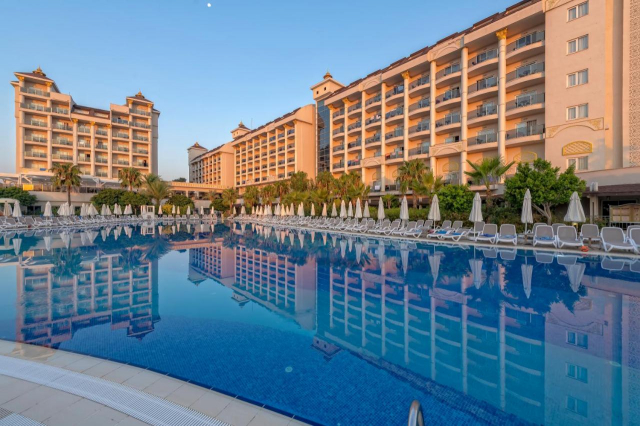 ULTRA LAST MINUTE ANTALYA 5***** ULTRA ALL INCLUSIVE LRS PORT RIVER ZBOR CLUJ/OTOPENI CU TAXE INCLUSE
