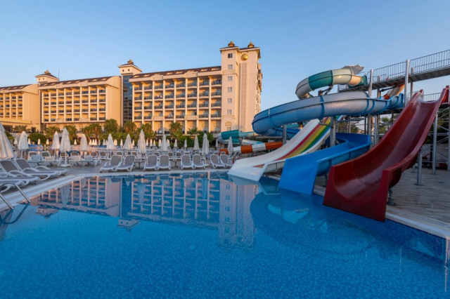 ULTRA LAST MINUTE ANTALYA 5***** ULTRA ALL INCLUSIVE LRS PORT RIVER ZBOR CLUJ/OTOPENI CU TAXE INCLUSE
