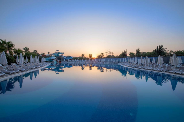 ULTRA LAST MINUTE ANTALYA 5***** ULTRA ALL INCLUSIVE LRS PORT RIVER ZBOR CLUJ/OTOPENI CU TAXE INCLUSE