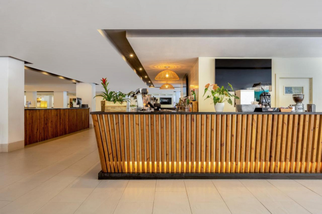 ULTRA LAST MINUTE PASTELE CATOLIC PALMA MALLORCA 4**** ALL INCLUSIVE SOL PALMANOVA ZBOR CLUJ NAPOCA CU TAXE INCLUSE