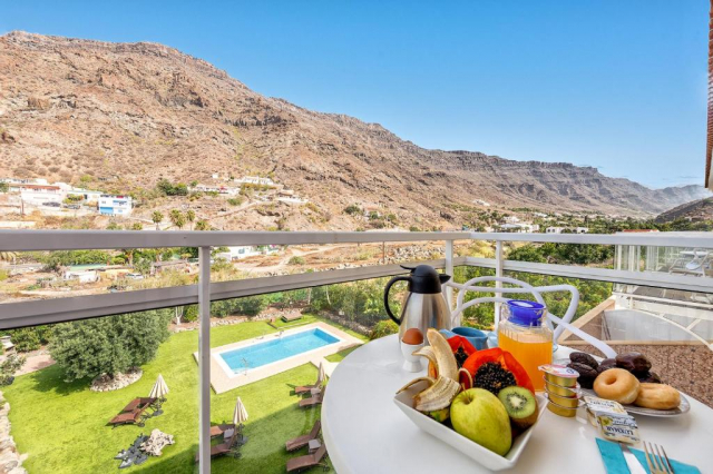 ULTIMELE LOCURI   INSULELE CANARE  4**** SOL MOGAN SUITES ZBOR DIRECT DIN OTOPENI CU TAXE INCLUSE