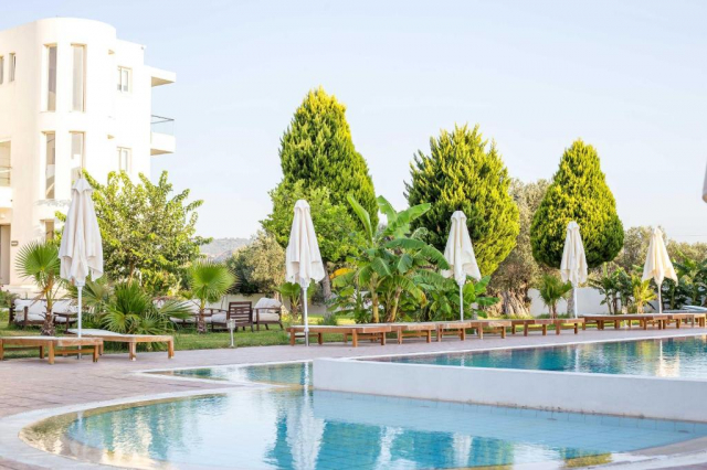 Sejur in Rhodos: 450 euro cazare 7 nopti cu All inclusive+ transport avion+ toate taxele