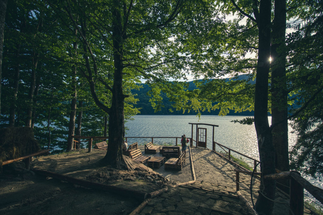 SUPER OFERTA PASTE ROMANIA-TRANSFAGARASAN, 3 NOPTI CAZARE CU DEMIPENSIUNE, TRANSPORT INDIVIDUAL