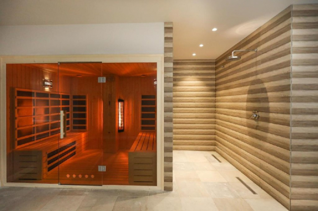 SUPER OFERTA PASTE ROMANIA-BAILE HERCULANE, 3 NOPTI CAZARE CU DEMIPENSIUNE, TRANSPORT INDIVIDUAL