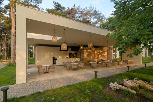 Oferta Paste Bulgaria- Constantin si Elena, 3 nopti cazare cu demipensiune, transport individual