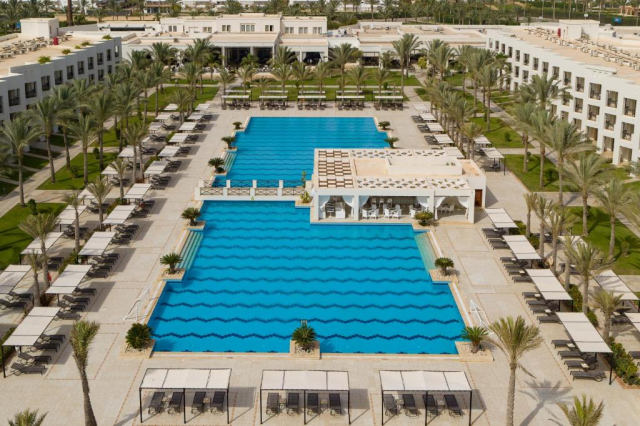 Sejur in El Alamein: 925 euro cazare 7 nopti cu All inclusive+ transport avion+ toate taxele 