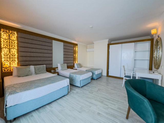 Paste in Antalya: 360 euro cazare 7 nopti cu Ultra All inclusive+ transport avion+ toate taxele 