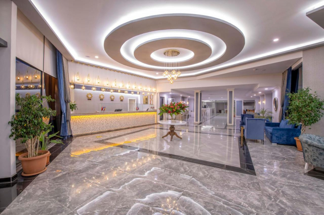 Paste in Antalya: 375 euro cazare 7 nopti cu Ultra All inclusive+ transport avion+ toate taxele 