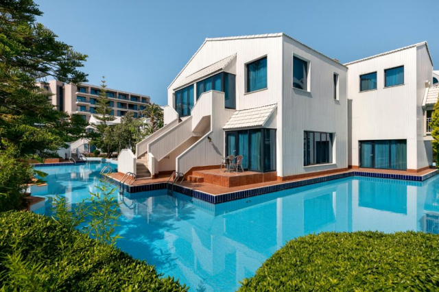 Paste in Antalya: 875 euro cazare 7 nopti cu Ultra All inclusive+ transport avion+ toate taxele 