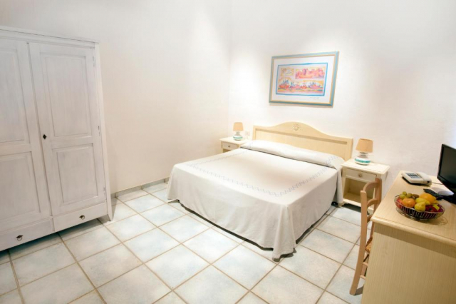 ULTRA LAST MINUTE SARDINIA CLUB HOTEL LI SUARI 4**** ALL INCLUSIVE ZBOR DIN CLUJ NAPOCA CU TAXE INCLUSE