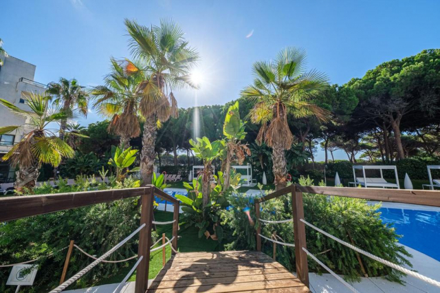 ULTRA LAST MINUTE PLAJA SPANIA  4****ESTIVAL ISLA CRISTINA DEMIPENSIUNE ZBOR DIN OTOPENI CU TAXE INCLUSE