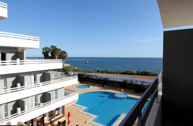 ULTRA LAST MINUTE PORTUGALIA 3*** LUAR HOTEL ZBOR DIN OTOPENI CU TAXE INCLUSE