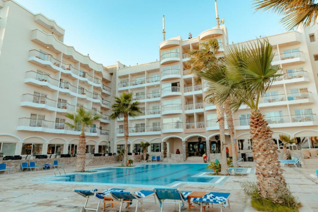 Sejur in Hurghada: 295 euro cazare 7 nopti cu All inclusive+ transport avion+ toate taxele 