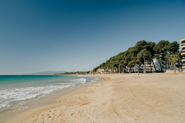 COSTA DORADA - 7 nopti cazare 4* cu pensiune completa + bilet avion Bucuresti + taxe aeroport + transfer = 681 euro/pers