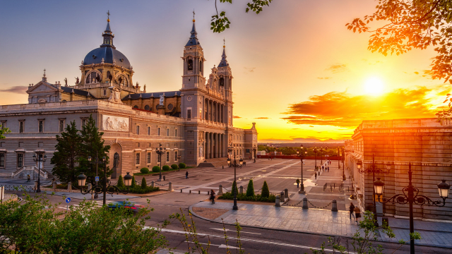 City break de PASTE la MADRID de la doar 565 euro/pers, zbor din Bucuresti 
