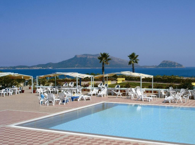 ULTRA LAST MINUTE SARDINIA BAIA ARANZOS  4**** DEMIPENSIUNE ZBOR DIN CLUJ NAPOCA CU TAXE INCLUSE