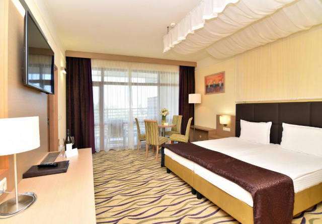 Paste cu All inclusive in Bulgaria la hotel Flamingo Grand 5* 