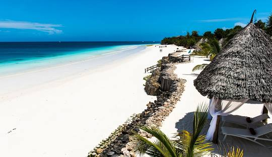 ZANZIBAR, PLAJA LA OCEANUL INDIAN, AVION DIN BUCURESTI, LA HOTEL DE 4*, LA TARIFUL DE 1816 EURO/PERSOANA, ALL INCLUSIVE!