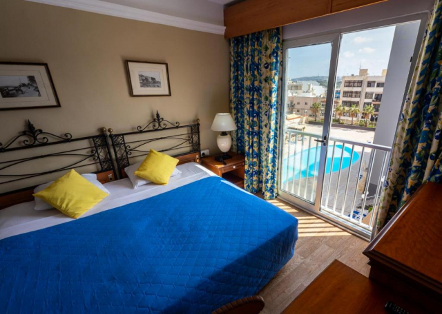 LAST MINUTE MALTA THE TOPAZ HOTEL 3*** MIC DEJUN ZBOR DIN CLUJ NAPOCA CU TAXE INCLUSE