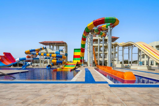 Paste in Hurghada: 640 euro cazare 7 nopti cu All inclusive+ transport avion+ toate taxele