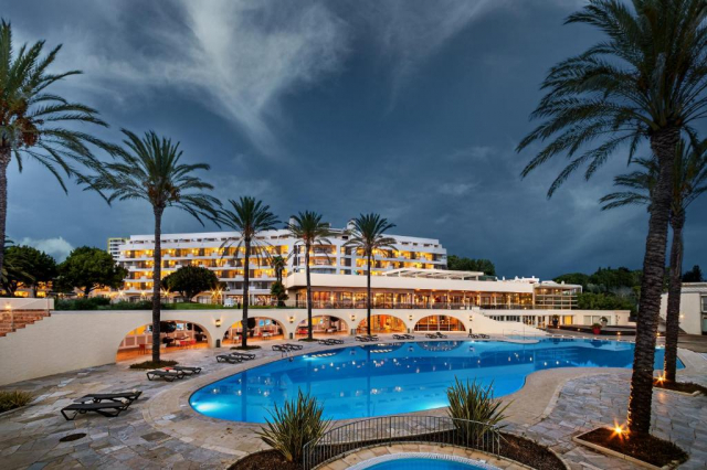 ULTRA LAST MINUTE DELUXE PE PLAJA IN PORTUGALIA 5***** PESTANA ALVOR ZBOR DIN OTOPENI CU TAXE INCLUSE