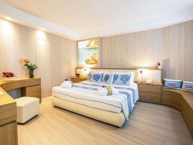 ULTRA LAST MINUTE 1MAI SARDINIA MERCURE OLBIA  HOTEL 4**** ZBOR DIN OTOPENI CU TAXE INCLUSE