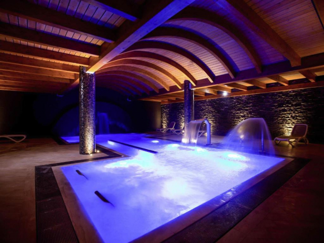 ULTRA LAST MINUTE 1MAI SARDINIA MERCURE OLBIA  HOTEL 4**** ZBOR DIN OTOPENI CU TAXE INCLUSE