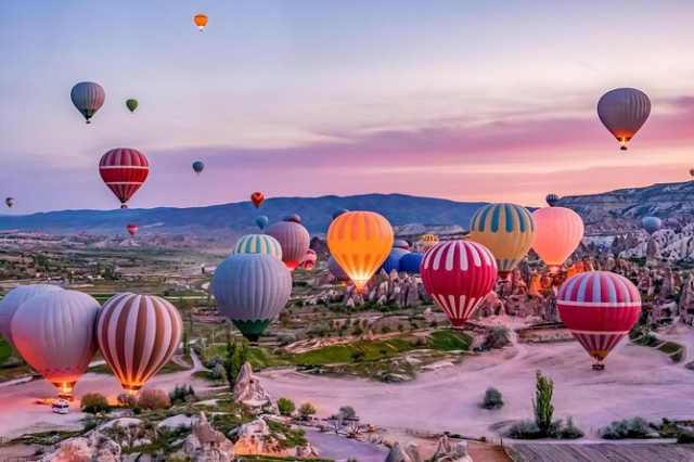 CIRCUIT TURCIA - CAPPADOCIA SI NEMRUT CU AVION DIN BUCURESTI📍🗺️