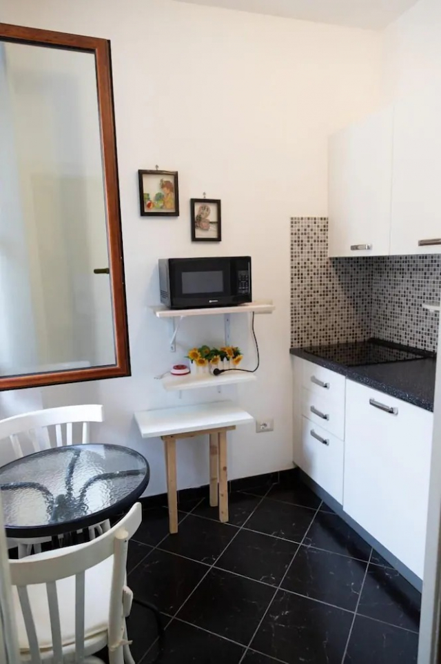 Sejur in Sardinia/Italia: 359 euro cazare 7 nopti cu mic dejun+ transport avion+ toate taxele