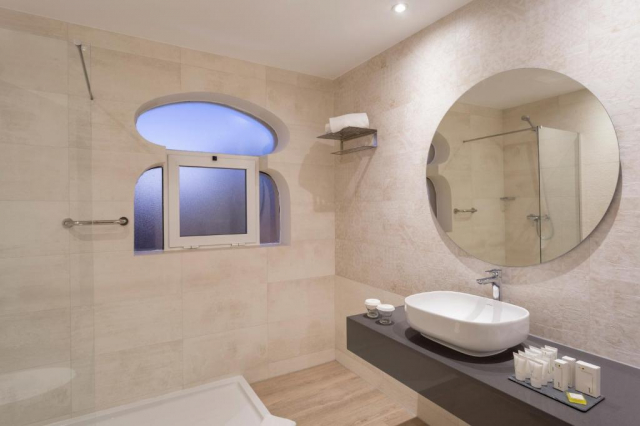 ULTRA LAST MINUTE PE PLAJA PORTUGALIA 4**** DEMIPENSIUNE  AP BEACH  ZBOR DIN OTOPENI CU TAXE INCLUSE