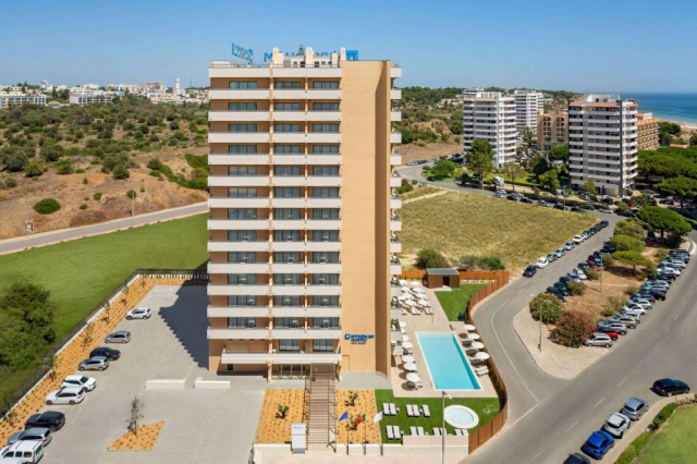 ULTRA LAST MINUTE PE PLAJA PORTUGALIA 4**** WHYNDHAM ALVOR BEACH  ZBOR DIN OTOPENI CU TAXE INCLUSE