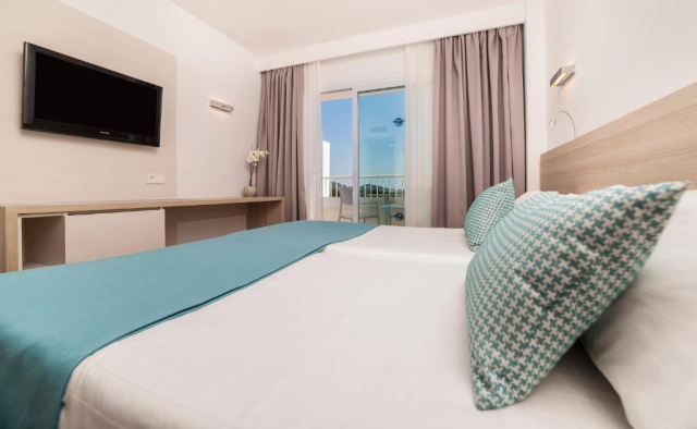 ULTRA LAST MINUTE 1 MAI PALMA MALLORCA 4**** ALL INCLUSIVE GLOBALES MIMOSA  ZBOR DIN CLUJ NAPOCA CU TAXE INCLUSE