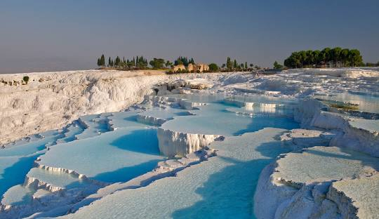 DESCOPERA TURCIA MISTERIOASA, AUTOCAR DIN BUCURESTI, LA HOTEL DE 4*, LA TARIFUL DE 755 EURO/PERS, DEMIPENSIUNE!