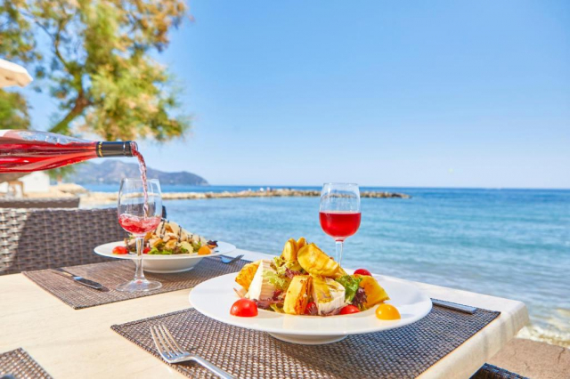 ULTRA LAST MINUTE PALMA DE MALLORCA 4****DEMIPENSIUNE  ILUSION MOREIO ZBOR CLUJ NAPOCA CU TAXE INCLUSE