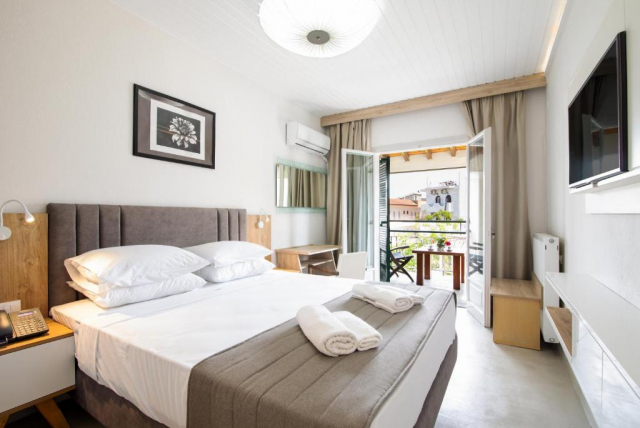 Sejur in Corfu: de la 390 euro cazare 5 nopti cu mic dejun+ transport avion+ toate taxele 