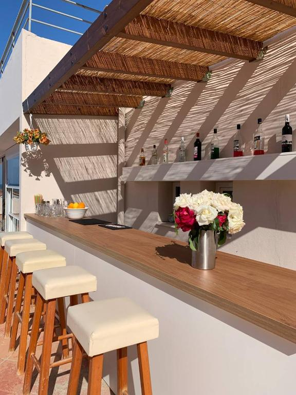 Sejur in Creta: de la 290 euro cazare 5 nopti cu mic dejun+ transport avion+ toate taxele 