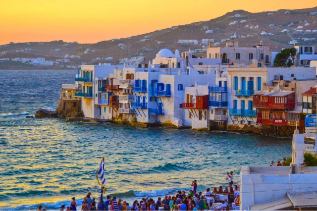 CITY BREAK MYKONOS CU ZBOR DIN BUCURESTI 📍🗺️