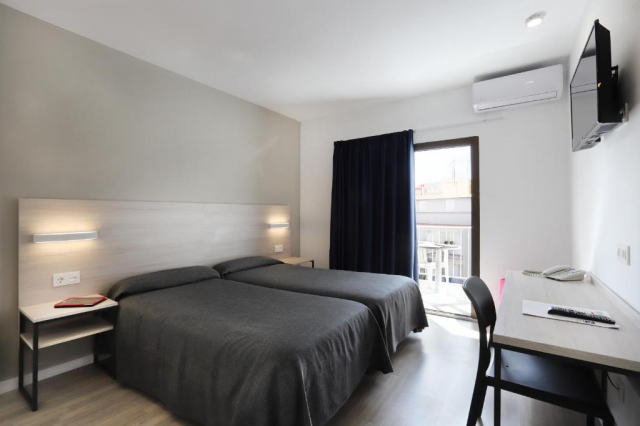 ULTRA LAST MINUTE BENIDORM 3*** BRASIL HOTEL  ZBOR DIN  CLUJ NAPOCA CU TAXE INCLUSE