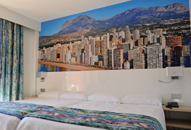 ULTRA LAST MINUTE BENIDORM 3*** TROPIC RELAX HOTEL ZBOR DIN CLUJ NAPOCA CU TAXE INCLUSE