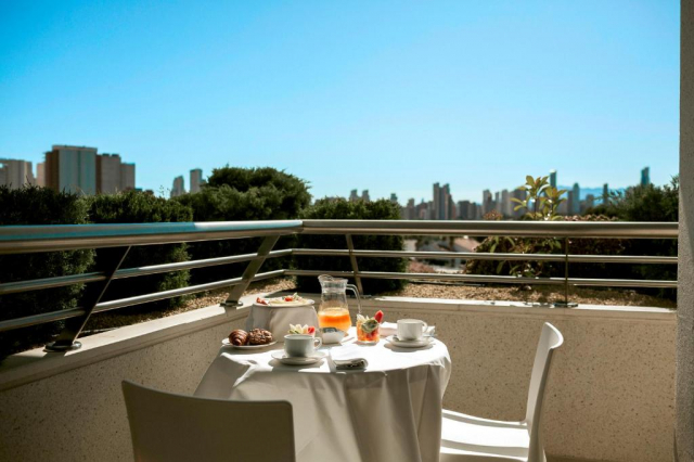 ULTRA LAST MINUTE BENIDORM 4**** DEMIPENSIUNE DELOIX  ZBOR DIN CLUJ NAPOCA CU TAXE INCLUSE