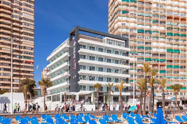ULTRA LAST MINUTE PE PLAJA BENIDORM 4**** DEMIPENSIUNE BRISA  ZBOR DIN CLUJ NAPOCA CU TAXE INCLUSE