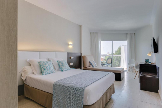 ULTRA LAST MINUTE PALMA DE MALLORCA 4****ALL INCLUSIVE ILUNION PALMA NOVA  ZBOR DIRECT DIN OTOPENI CU TAXE INCLUSE