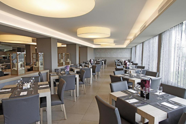 ULTRA LAST MINUTE PALMA DE MALLORCA 4****DEMIPENSIUNE IBG JAVA ZBOR DIRECT DIN OTOPENI CU TAXE INCLUSE